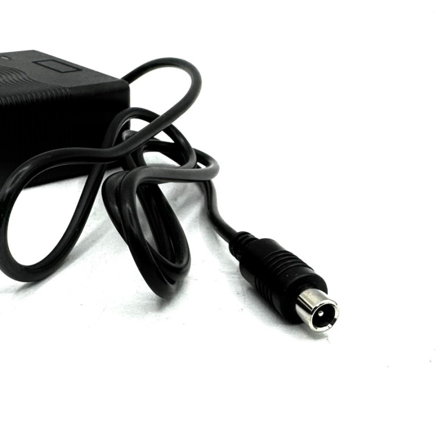 CARGADOR BATERIA MACHO 42V-2AH PATINETE