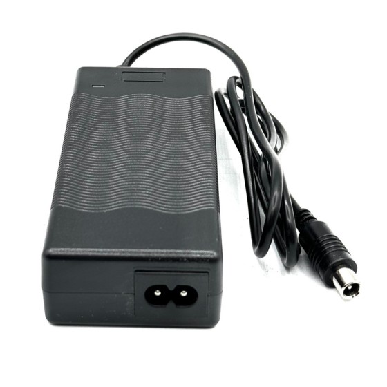 CARGADOR BATERIA MACHO 42V-2AH PATINETE 2