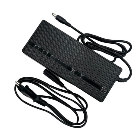 Cargador batería hembra 42V-3AH para bici RXF EVO-motosapollo.com