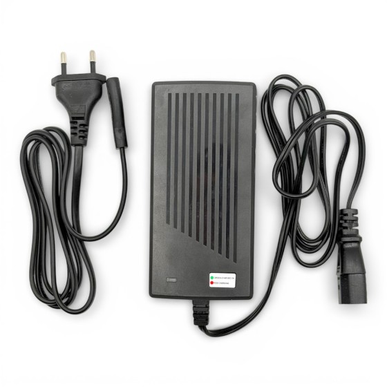 CARGADOR BATERIA HEMBRA 48V-1.5AH IEC320 C-13