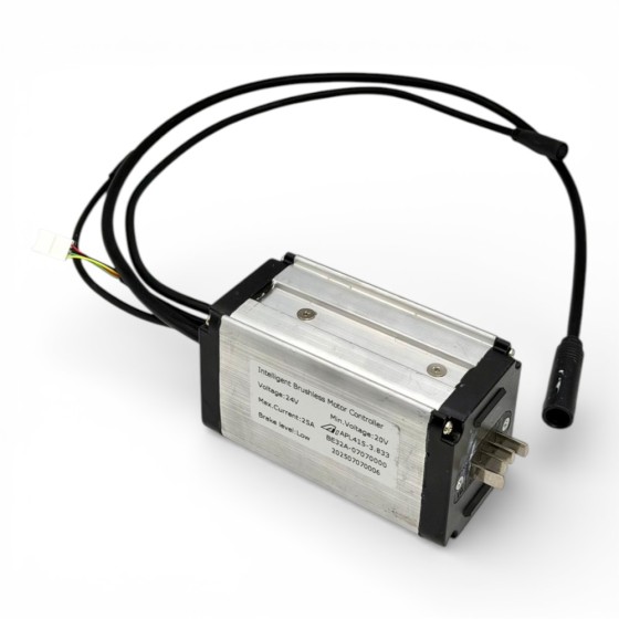 Centralita 24V 350W 4+3 pines EVO16s con indicador de carga