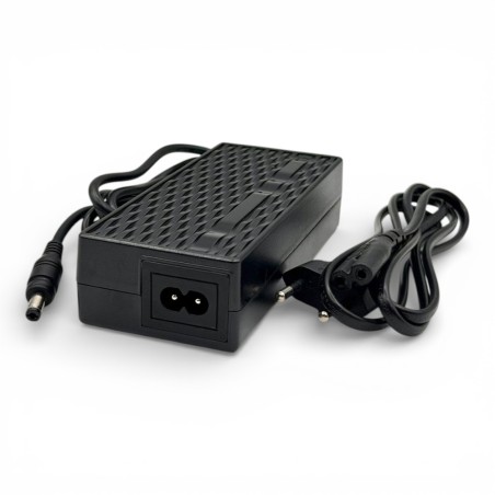 Cargador batería VR-2 hembra 42V 2Ah Warrior 36V