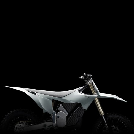 Motocross eléctrica STARK VARG MX 60-80 CV y batería de 6.5 kWh motosapollo.com
