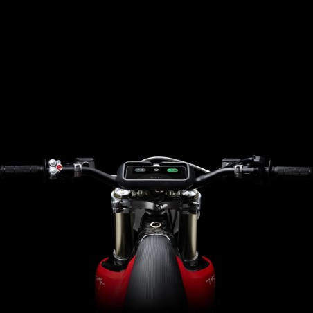 Motocross eléctrica STARK VARG MX 60-80 CV y batería de 6.5 kWh motosapollo.com