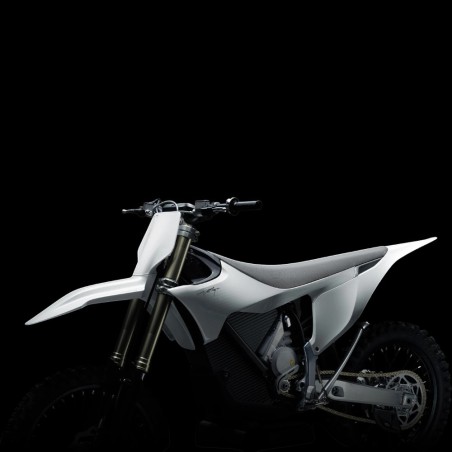 Motocross eléctrica STARK VARG MX 60-80 CV y batería de 6.5 kWh motosapollo.com