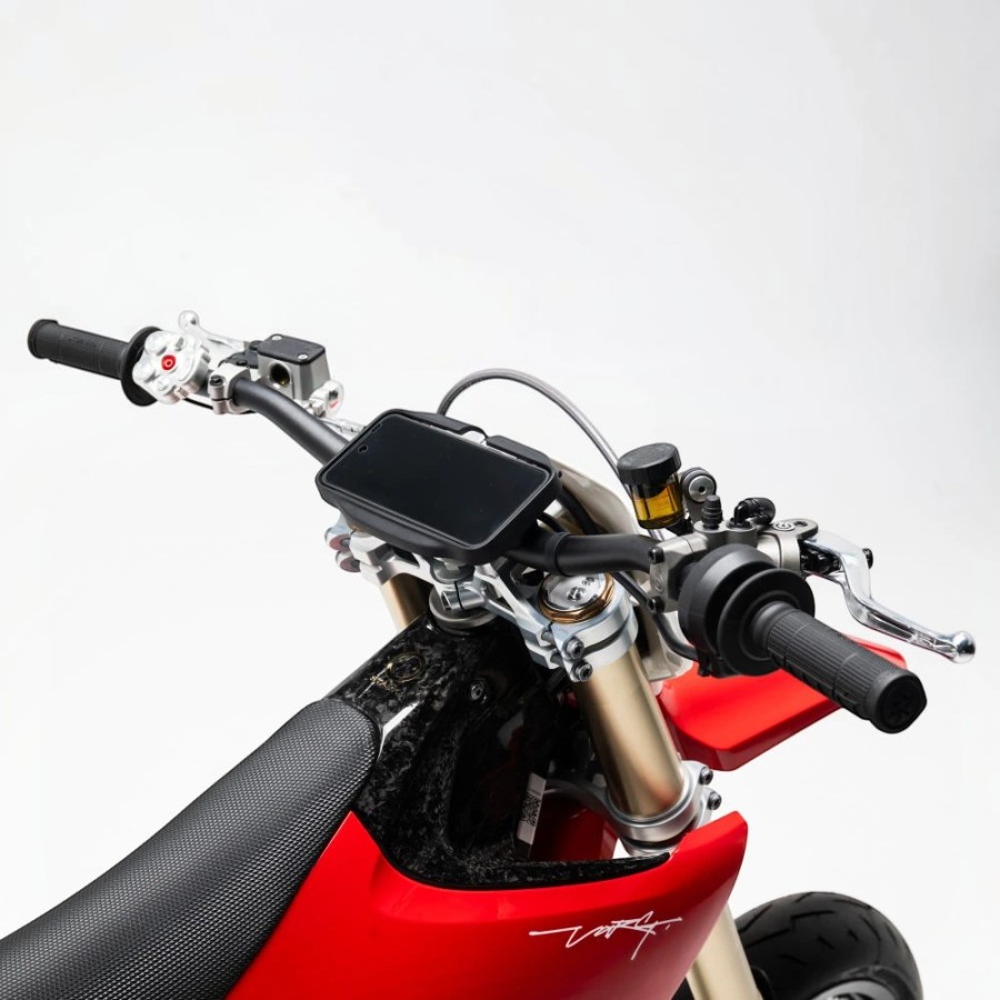 Supermoto eléctrica STARK VARG SM 60-80 CV Matriculable MOTOSAPOLLO.COM