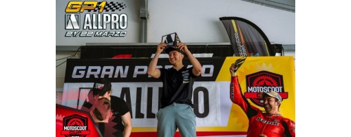 Podio para ROAN Racing Factory en el campeonato de Pit Bike Z190